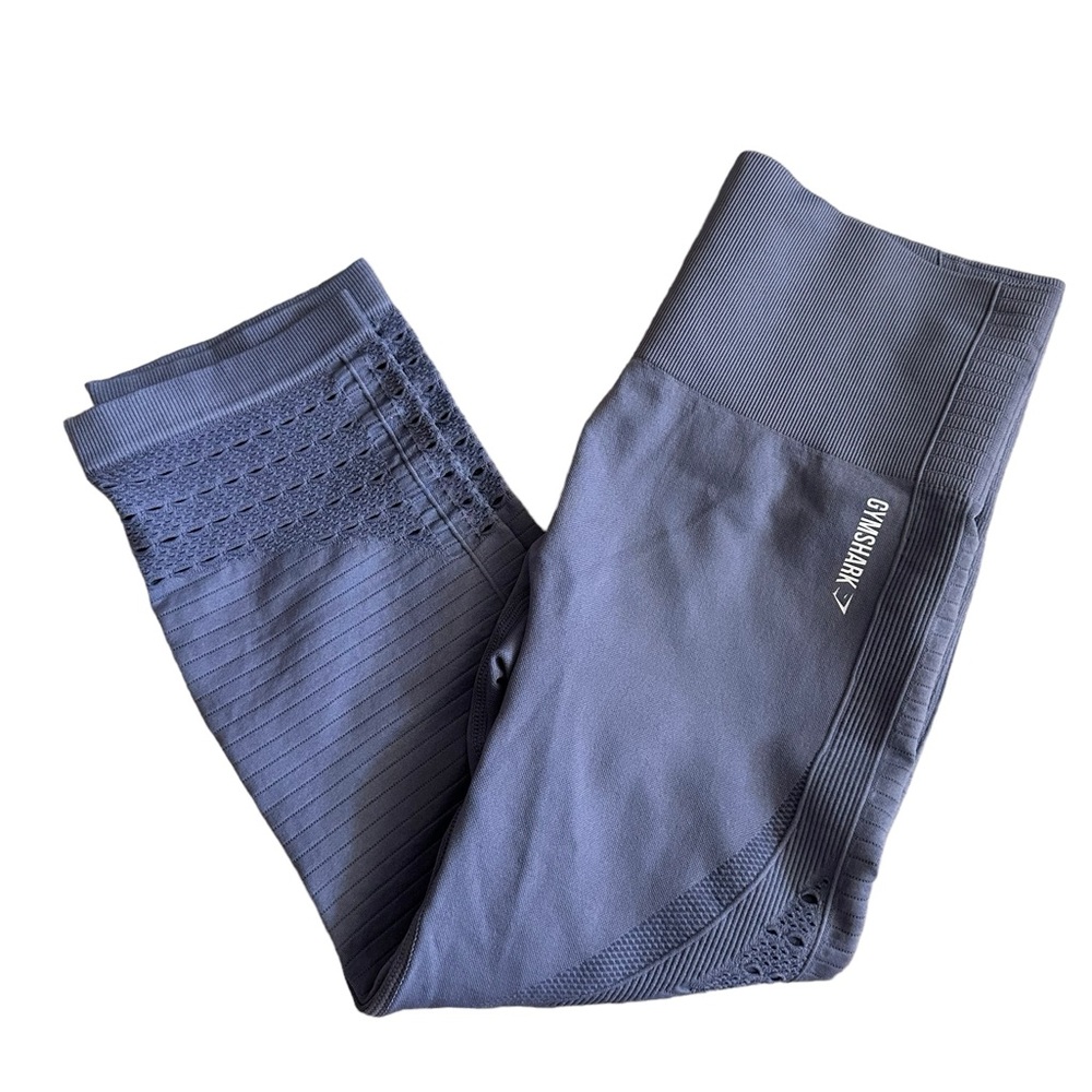 Gymshark purple cropped leggings NWOT